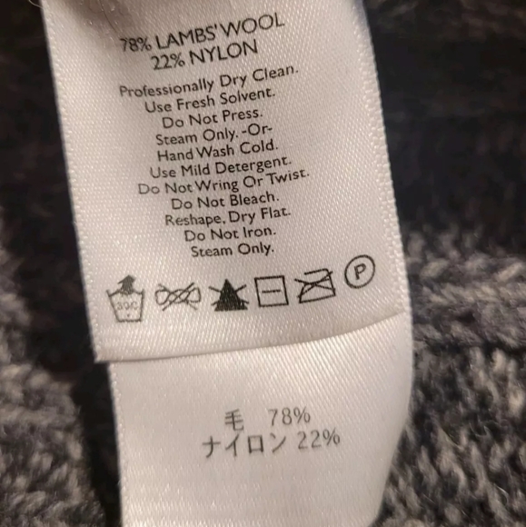 Eddie Bauer Men's Sweater Size: Large 1/4 Button Lambswool Blend - Picture 6 of 10